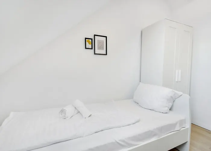 At Weinmeister - Aussergewoehnlich & Gross Bielefeld